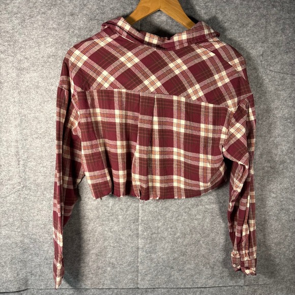 Red Plaid Cropped Shirt Button Up Long Sleeve Raw Hem Women's Small - Picture 2 of 3